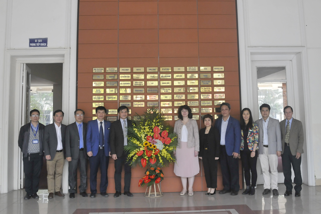 Hiệu trưởng Trường Đại học Kiến trúc Hà Nội tiếp và làm việc với đại diện Trường Đại học Kỹ thuật Xây dựng Moscow Liên bang Nga