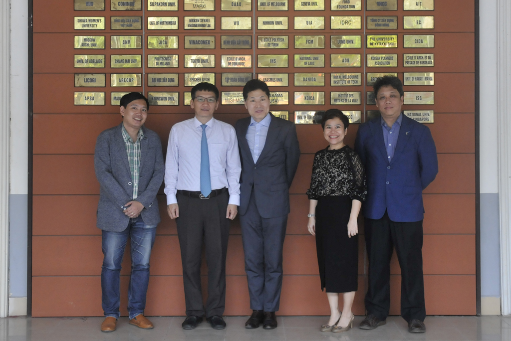 Tiếp và làm việc với Trường Đại học Konkuk Hàn Quốc