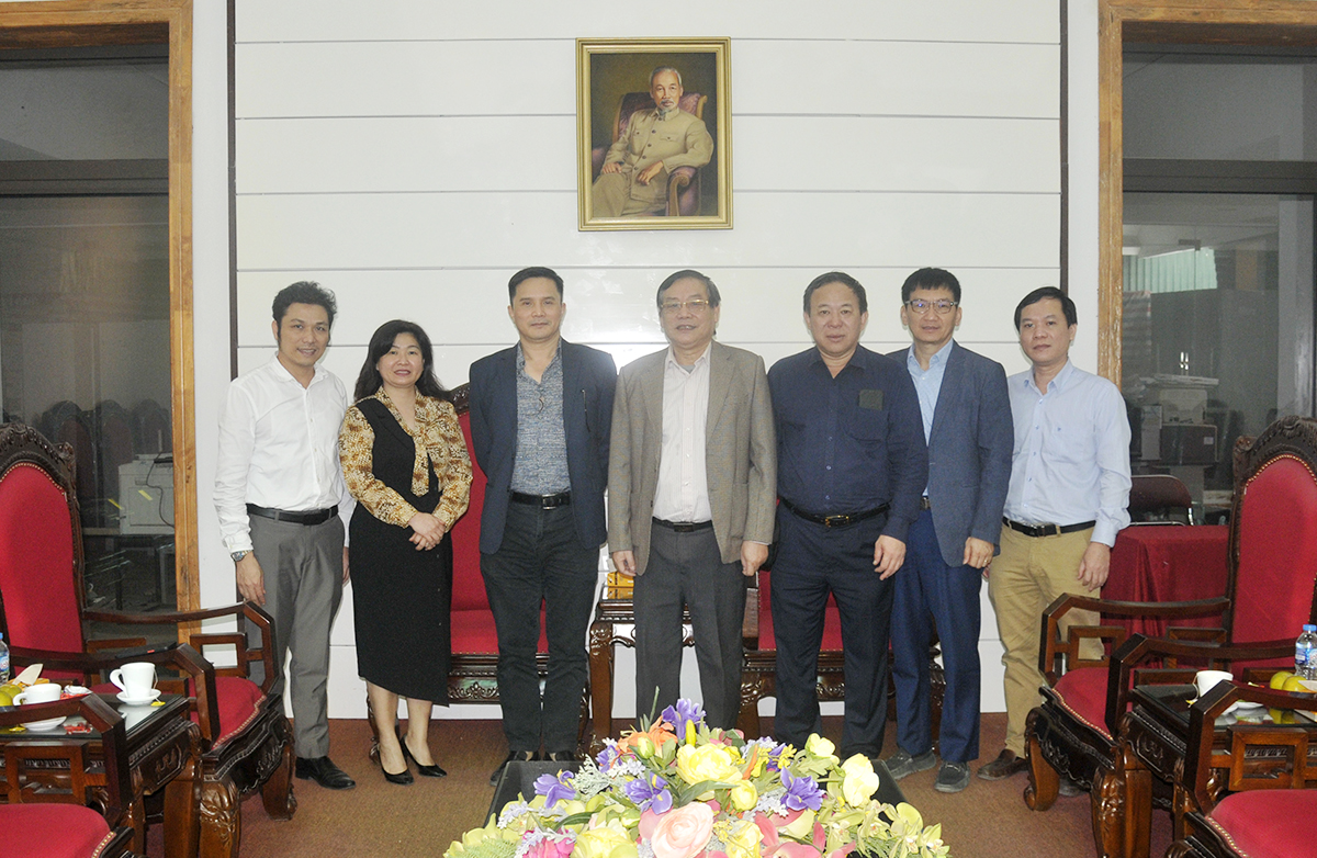 Gặp mặt các cán bộ về nghỉ chế độ quý IV năm 2021