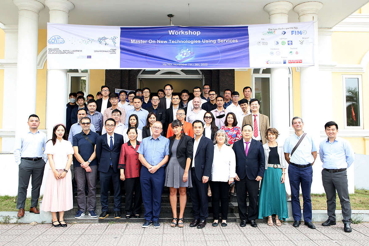 Workshop Master on new technologies using services