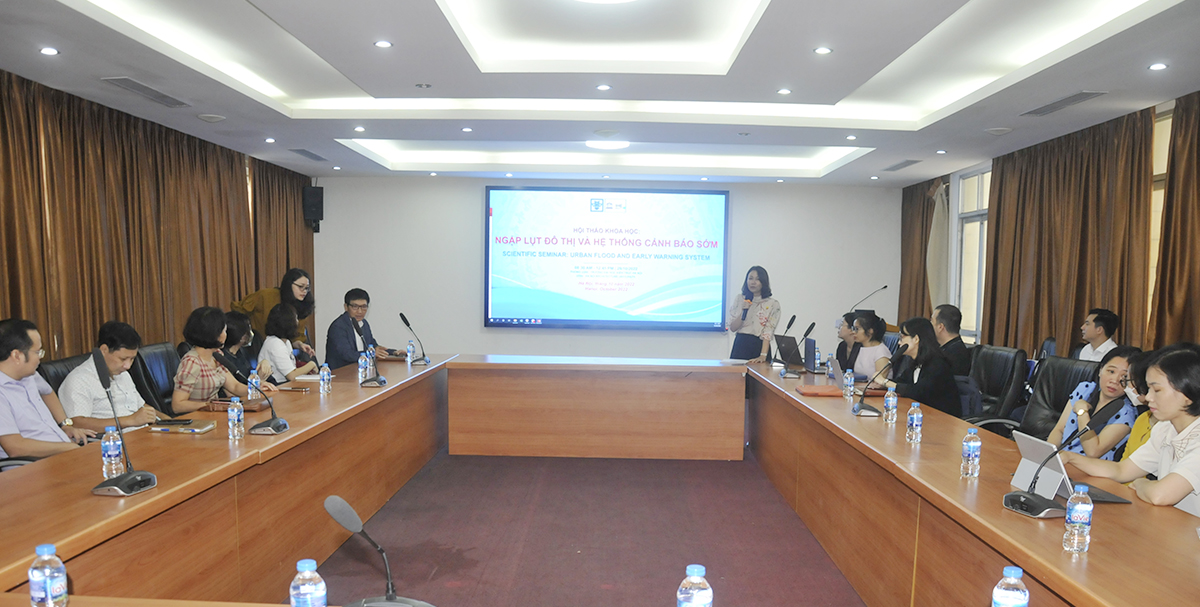 Hội thảo khoa học “Ngập lụt đô thị và hệ thống cảnh báo sớm”