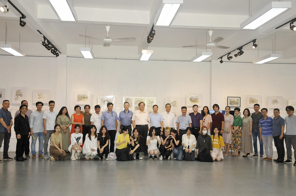 Khai mạc Triển lãm Ký hoạ thực tế 2023