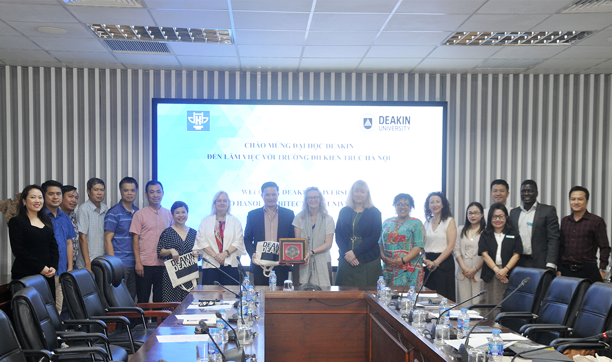 Trường Đại học Kiến trúc Hà Nội tăng cường hợp tác đào tạo Tiến sĩ với Đại học Deakin Úc