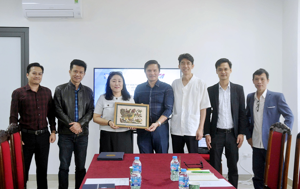 Hiệp hội Nghệ thuật và Giao lưu Văn hoá Hàn Quốc thăm và làm việc tại Trường Đại học Kiến trúc Hà Nội