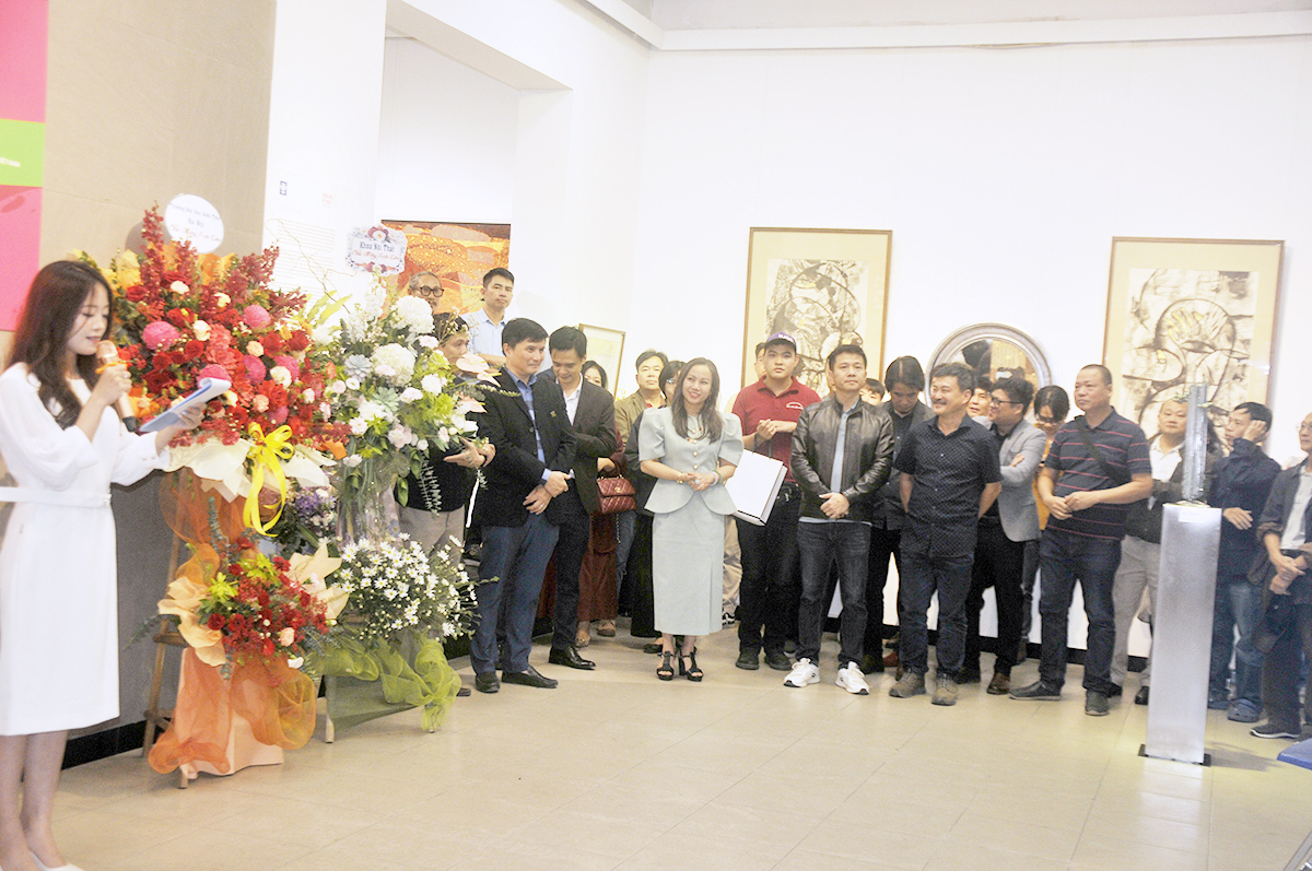 Trường Đại học Kiến trúc Hà Nội khai mạc Triển lãm Mỹ thuật 2025 Chào mừng kỷ niệm 43 năm Ngày Nhà giáo Việt Nam (20/11) và 20 năm truyền thống đào tạo Mỹ thuật - Mỹ thuật ứng dụng