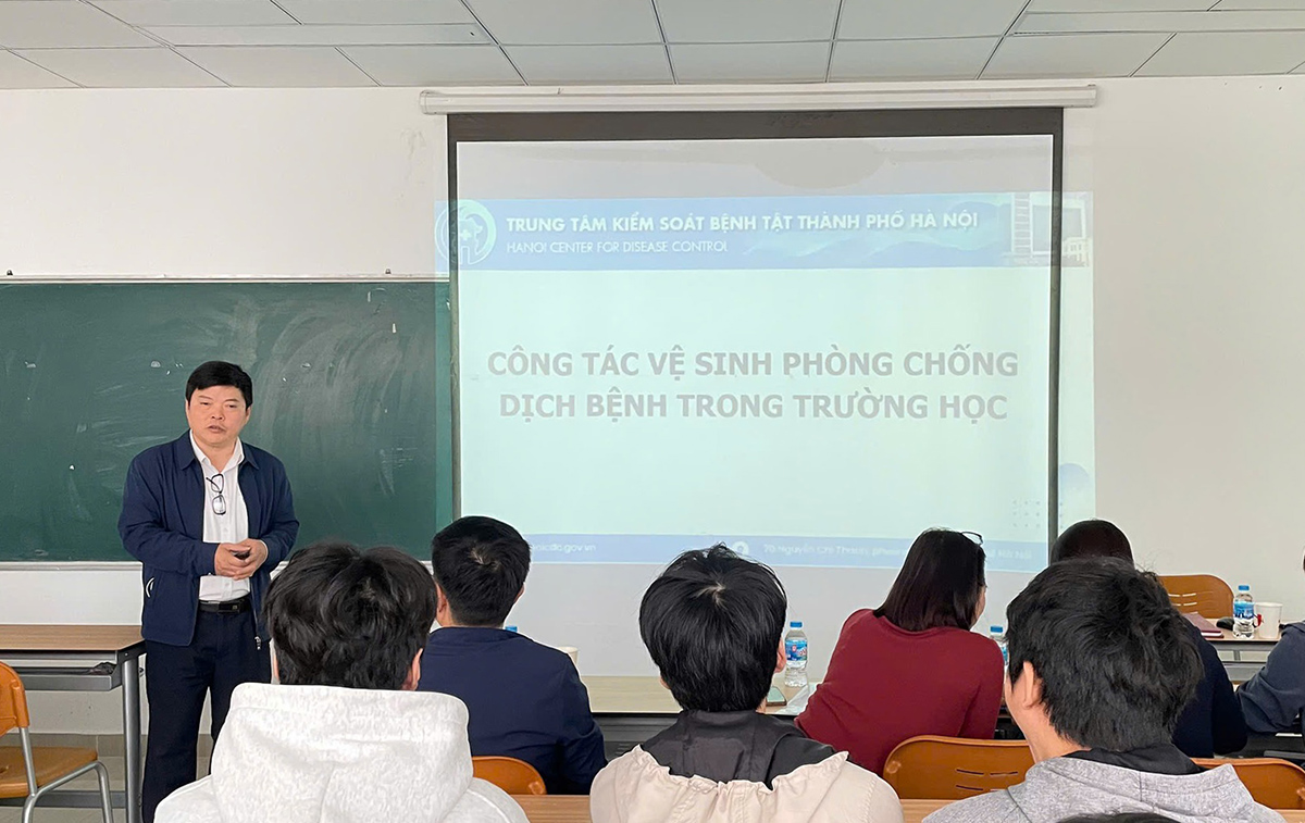 Trường Đại học Kiến trúc Hà Nội tăng cường giáo dục, tuyên truyền nâng cao kiến thức về phòng, chống dịch bệnh hiệu quả trong trường học cho sinh viên