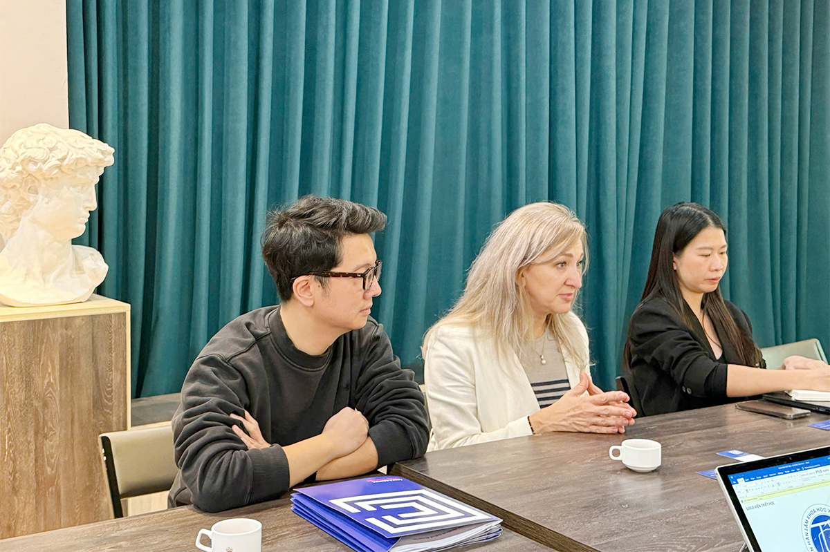 Trường Đại học Kiến trúc Hà Nội tiếp và làm việc với Đoàn Đại sứ quán Cộng hòa Séc tại Việt Nam