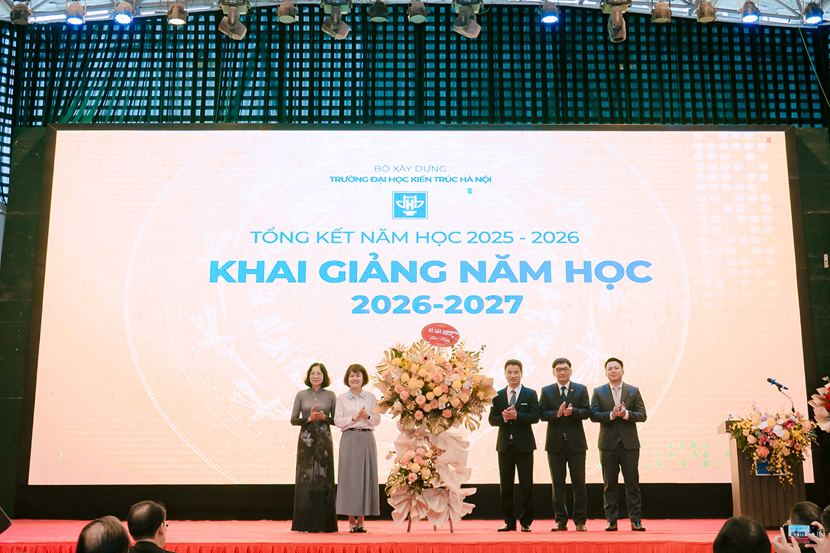 Lễ khai giảng năm học 2026-2027 đánh dấu tầm nhìn phát triển toàn diện của Trường Đại học Kiến trúc Hà Nội