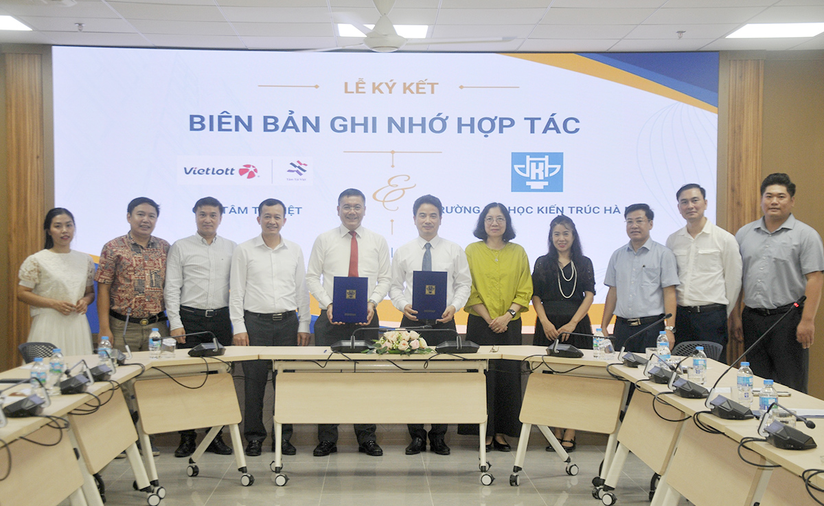 Quỹ Tâm Tài Việt ký kết tài trợ 600 triệu đồng học bổng cho sinh viên Trường Đại học Kiến trúc Hà Nội